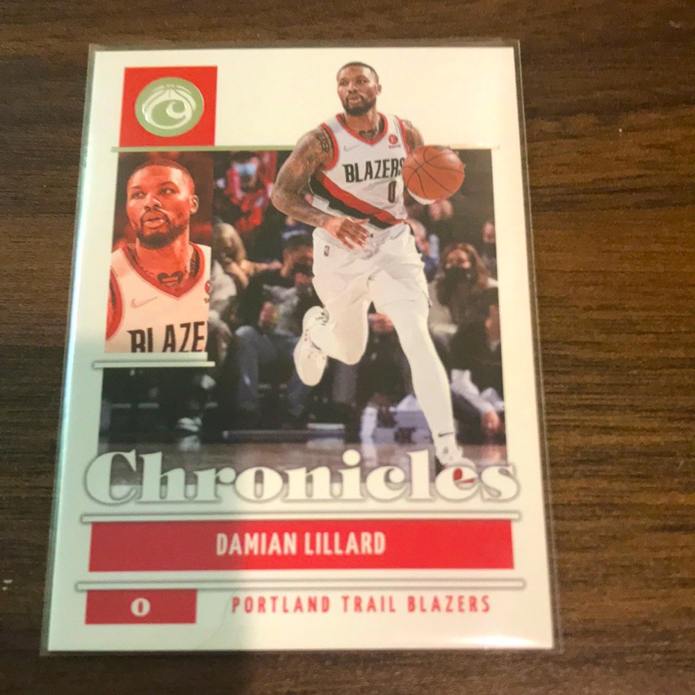 2022 panini chronicles Damian Lillard card